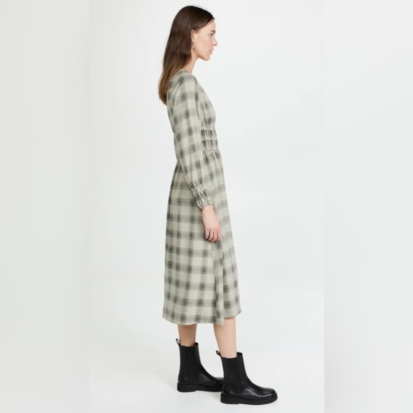 BB Dakota Dresses & Skirts - BB DAKOTA Long Live Dress Women’s Medium